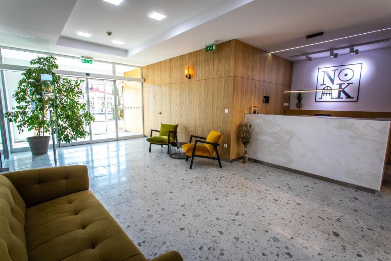 Hotel Novy Kastiel - Self Check-In Topoľčany 외부 사진